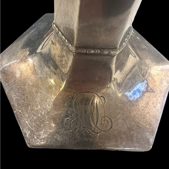 ANTIQUE TIFFANY STERLING SILVER THREE CANDLESTICKS WITH MONNOGRAM - Picture 3 of 14